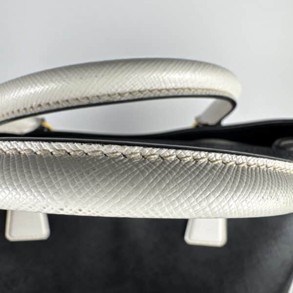 2026-01-05 16.01.37 Prada Galleria Large Black White Saffiano Leather Tote Gold Hardware
