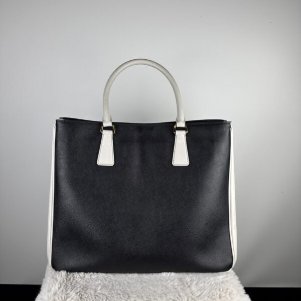 2026-01-05 16.02.02 Prada Galleria Large Black White Saffiano Leather Tote Gold Hardware