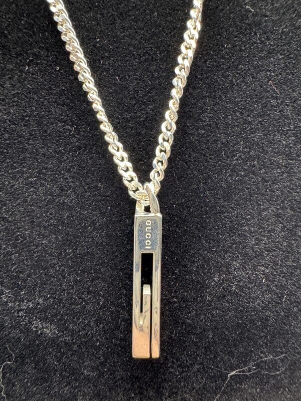 2026-01-08 14.46.07 Gucci Cutout G Bar Pendant Necklace 925 Sterling Silver with Box and Pouch