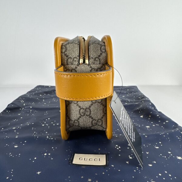 2026-01-14 14.19.19 Gucci Travel Pouch, GG Supreme, Retro Interlocking G
