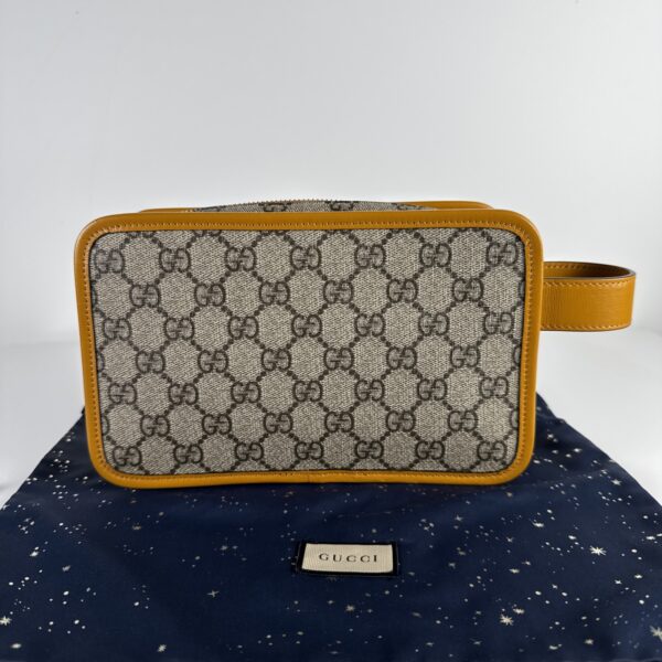 2026-01-14 14.19.26 Gucci Travel Pouch, GG Supreme, Retro Interlocking G