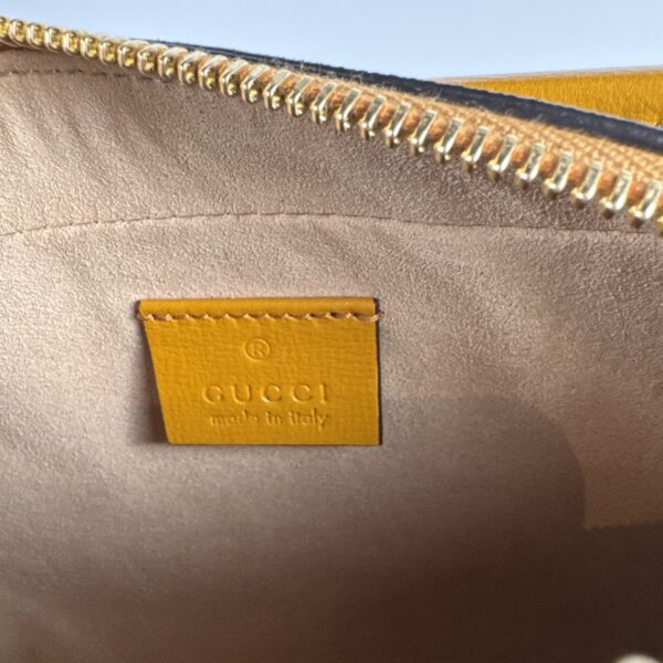 2026-01-14 14.20.09 Gucci Travel Pouch, GG Supreme, Retro Interlocking G