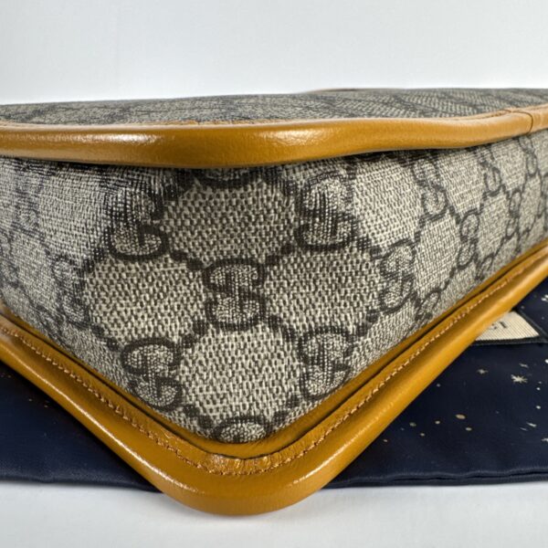 2026-01-14 14.21.48 Gucci Travel Pouch, GG Supreme, Retro Interlocking G
