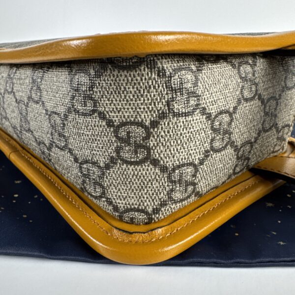 2026-01-14 14.21.51 Gucci Travel Pouch, GG Supreme, Retro Interlocking G
