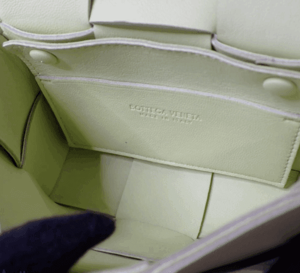 Screenshot 2026-01-05 082935 Bottega Veneta Candy Cassette Mini Crossbody – New Sauge Green