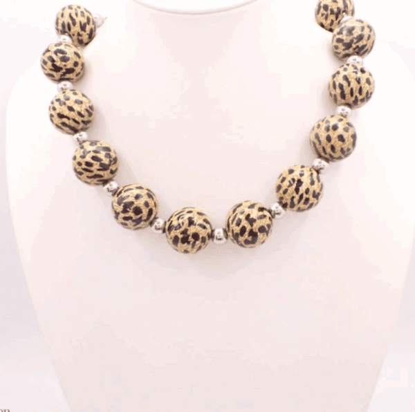 Screenshot 2026-01-05 083454 Dolce & Gabbana Leopard Ceramic Bead Statement Necklace with D&G Box
