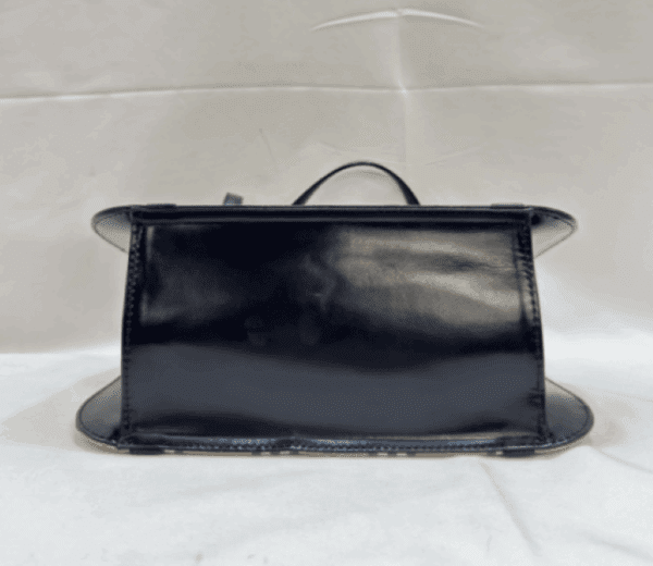 Screenshot 2026-01-07 173211 Vintage Burberrys Nova Check Black Leather Shoulder Bag
