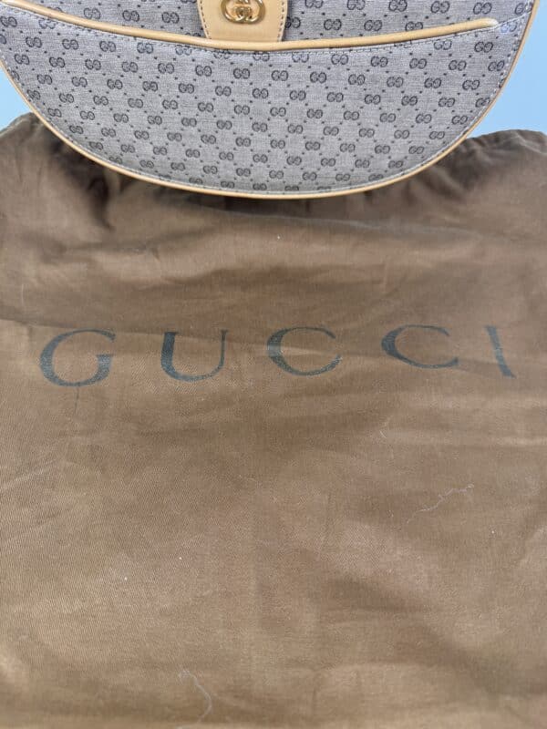 2026-05-12 17.54.06 Vintage Gucci Micro GG Saddle Shoulder Bag Brown Tan Leather Gold Hardware