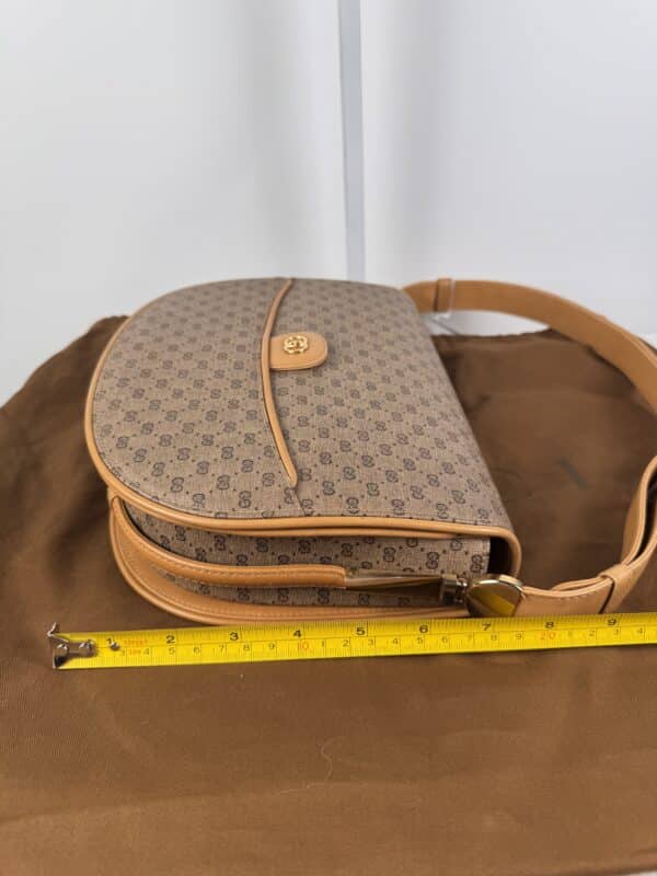 2026-05-12 17.54.34 Vintage Gucci Micro GG Saddle Shoulder Bag Brown Tan Leather Gold Hardware