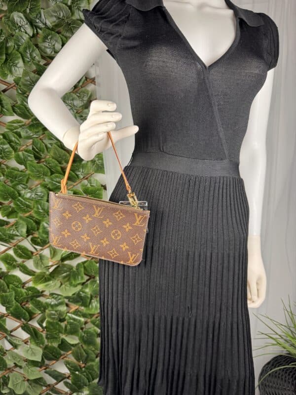 IMG_5640 Louis Vuitton Neverfull Monogram Pochette Pouch with Vachetta Wrist Strap