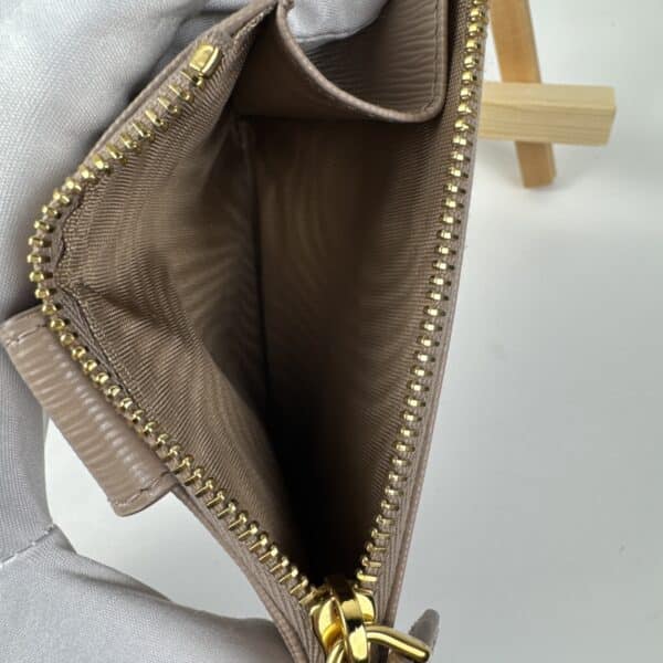 2026-04-26 15.43.44 Prada Beige Textured Leather Card Holder Zip Coin Case Gold Logo