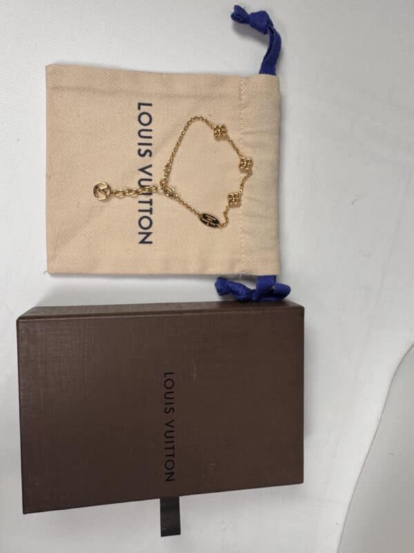 IMG_6514 (1) Louis Vuitton Logomania M68077 Monogram Flower Charm Bracelet