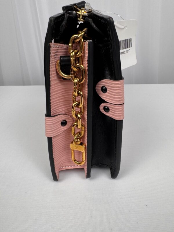 p1-185.jpg Louis Vuitton M53191 Epi Trunk Clutch Rose Ballerine Pink Black Crossbody Bag