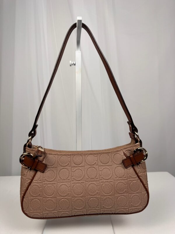 p1-237.jpg Salvatore Ferragamo Gancini Monogram Shoulder Bag Beige Brown Y2K Baquette