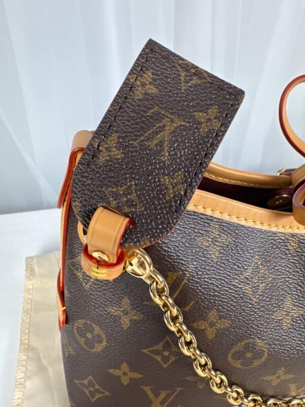 p1-326.jpg Louis Vuitton CarryAll BB Monogram Canvas M13014 Shoulder Bag