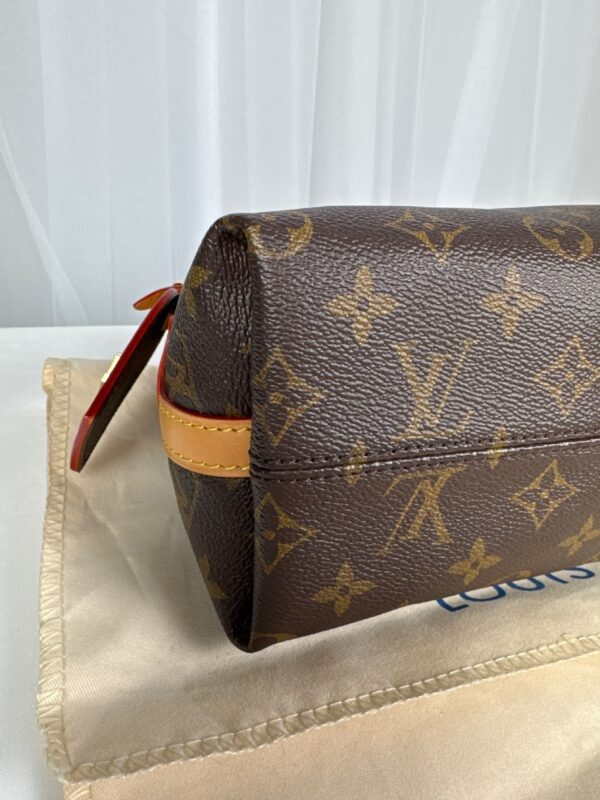 p1-329.jpg Louis Vuitton CarryAll BB Monogram Canvas M13014 Shoulder Bag