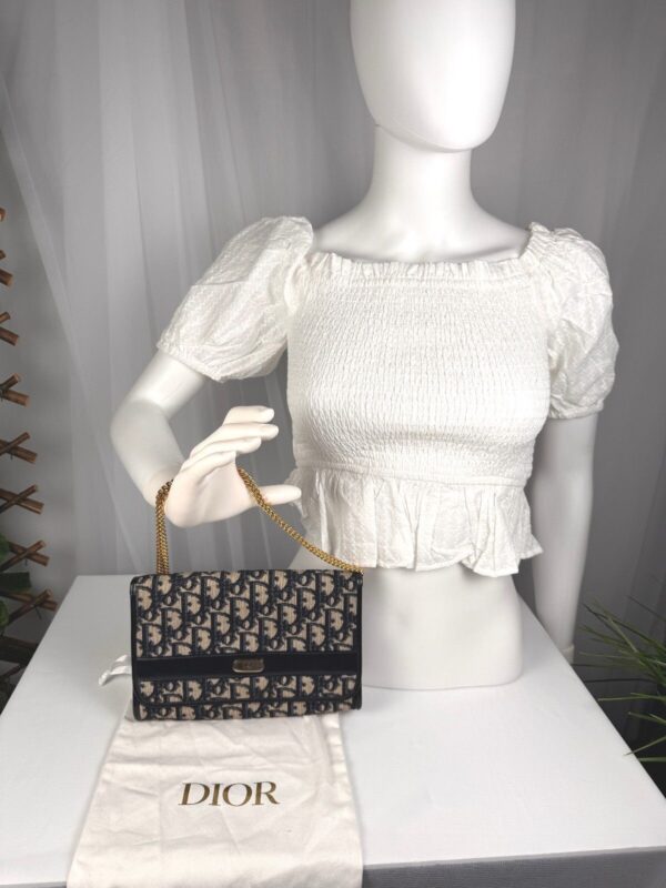 p1-343.jpg Vintage Christian Dior Oblique Trotter Chain Shoulder Bag Navy Beige