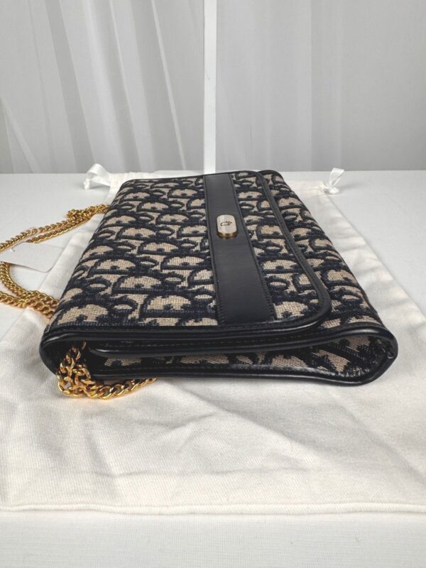p1-345.jpg Vintage Christian Dior Oblique Trotter Chain Shoulder Bag Navy Beige
