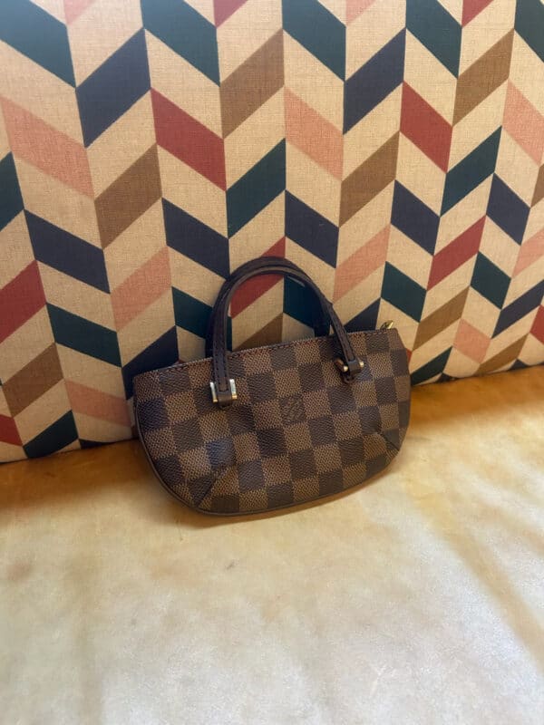 p1-373.jpg Louis Vuitton Damier Ebene Manosque GM Pochette Mini Top Handle Bag
