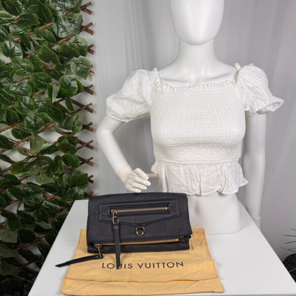 p1-239.jpg Louis Vuitton Pétillante Clutch in Bleu Infini Monogram Empreinte Leather, M93425
