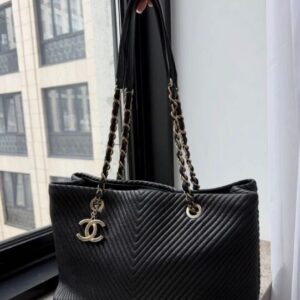 p1-223.jpg Chanel Surpique Chevron Calfskin CC Charm Black Leather Large Shopping Tote