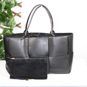 p1-238.jpg Bottega Veneta Arco 48 Black Maxi Intrecciato Leather Large Tote