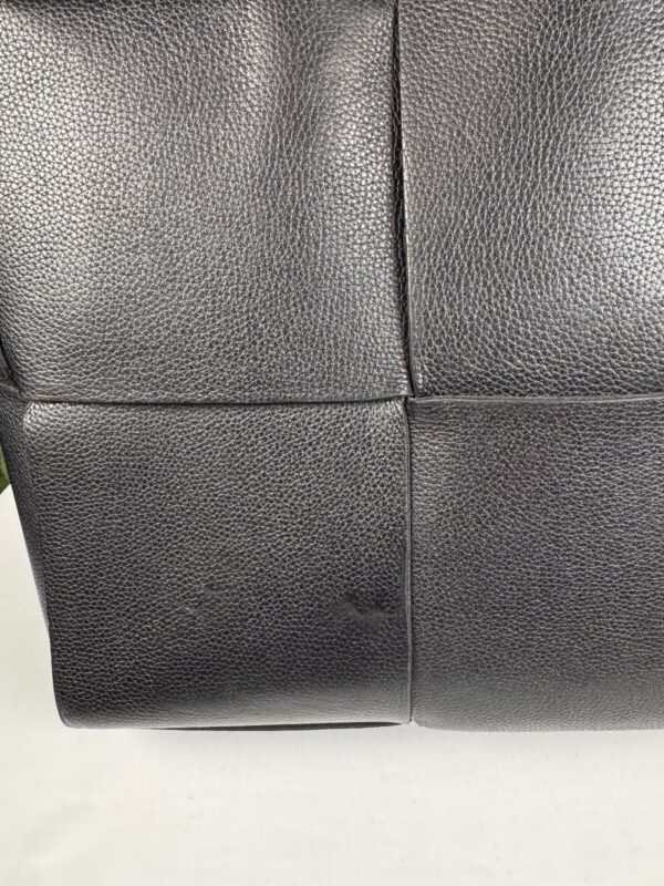 p1-252.jpg Bottega Veneta Arco 48 Black Maxi Intrecciato Leather Large Tote