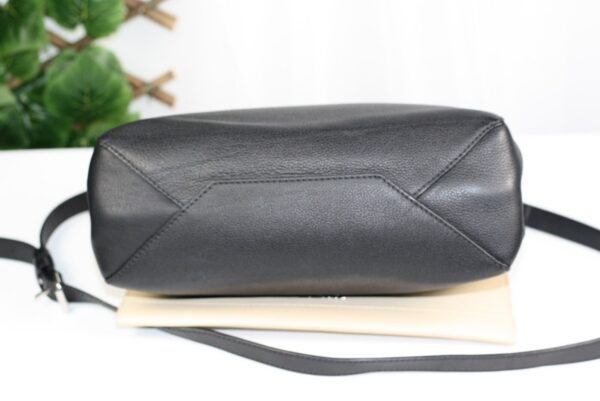 p1-260.jpg Louis Vuitton Lockme II BB Black & Beige Leather Top Handle Crossbody Bag