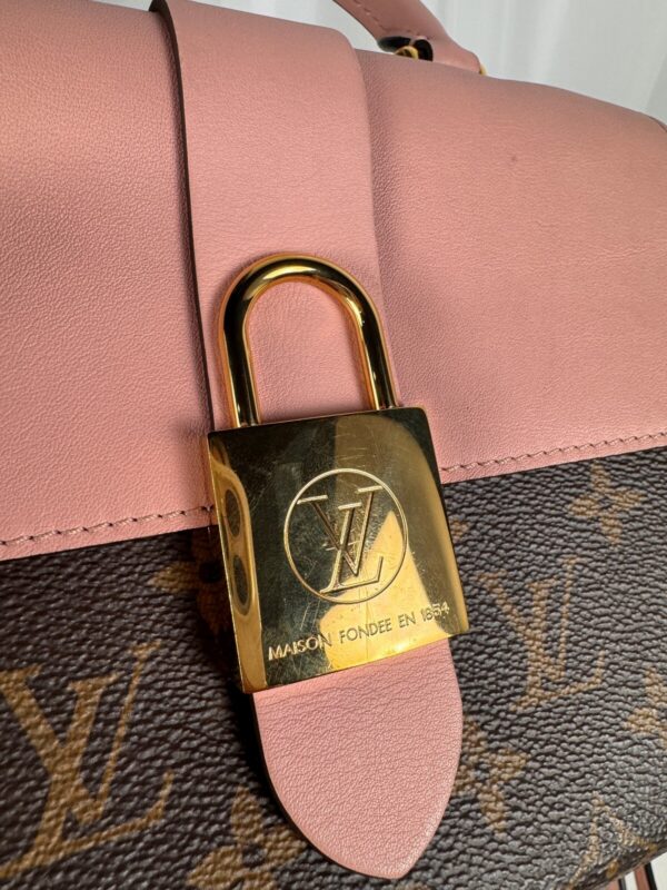 p1-35.jpg Louis Vuitton Locky BB M44080 Rose Poudre Monogram Crossbody Bag