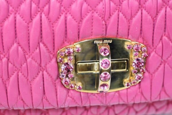 p1-53.jpg Miu Miu Miu Crystal Fuchsia Matelassé Nappa Leather Shoulder Bag 5BF068