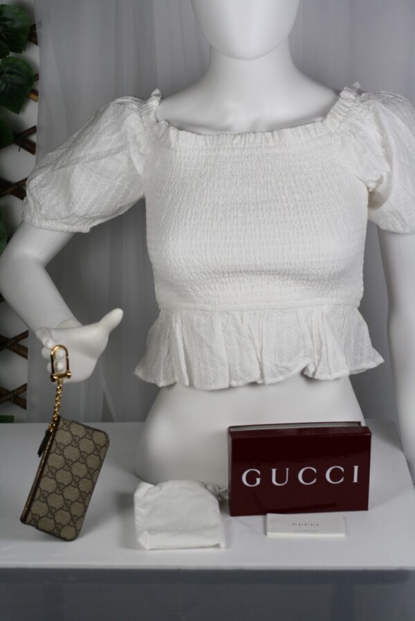 p1-163.jpg Gucci GG Supreme Monogram Canvas Zip Key Pouch with Gold-Tone Clip new w/box
