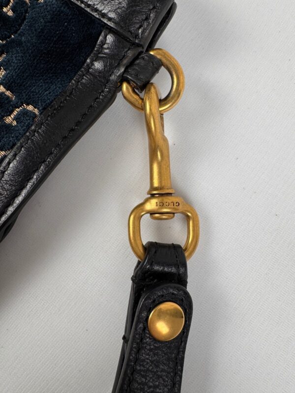p1-198.jpg Gucci Ophidia GG Velvet Wristlet Clutch Navy Blue with Red Web Stripe