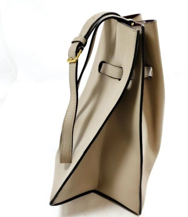 p1-59.jpg Mulberry Tynedale Bucket Bag Beige Grained Leather Gold Hardware