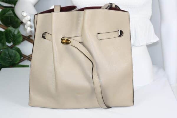 p1-65.jpg Mulberry Tynedale Bucket Bag Beige Grained Leather Gold Hardware